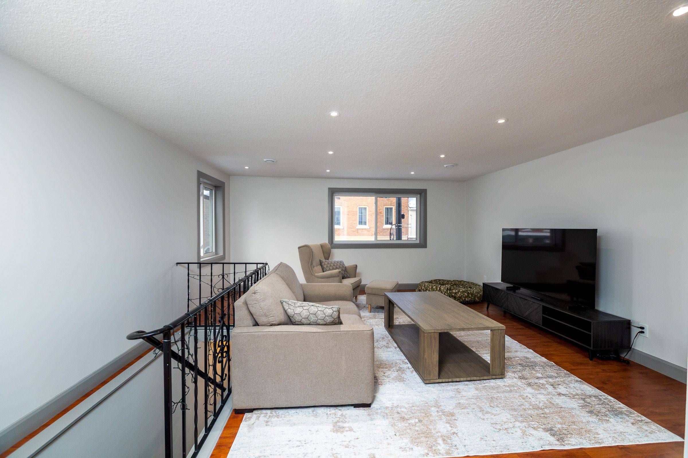 Arran-elderslie, ON N0G 0C4,413 Queen ST S #B