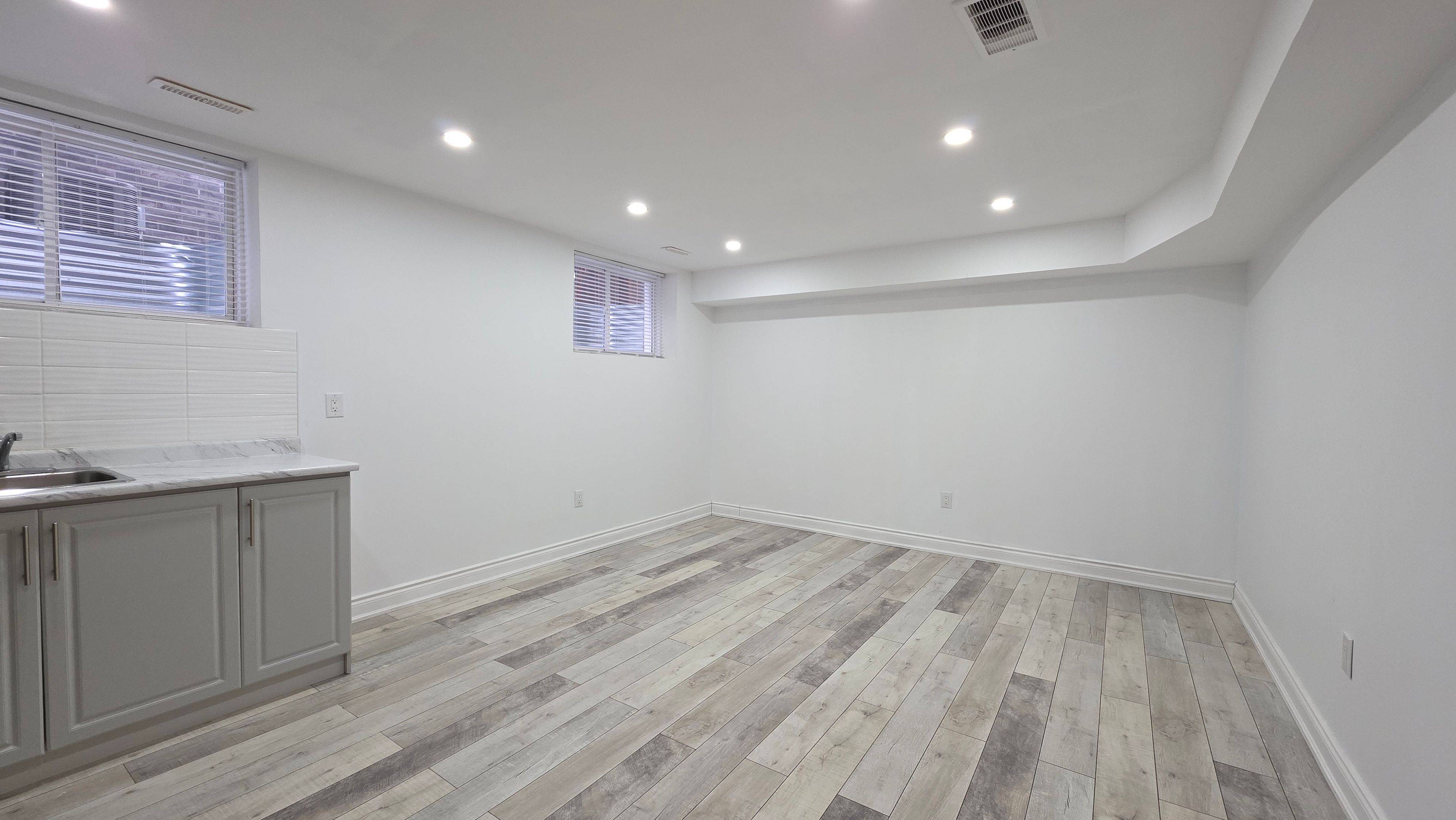 London North, ON N5X 0K4,2076 Gough AVE #Lower Level