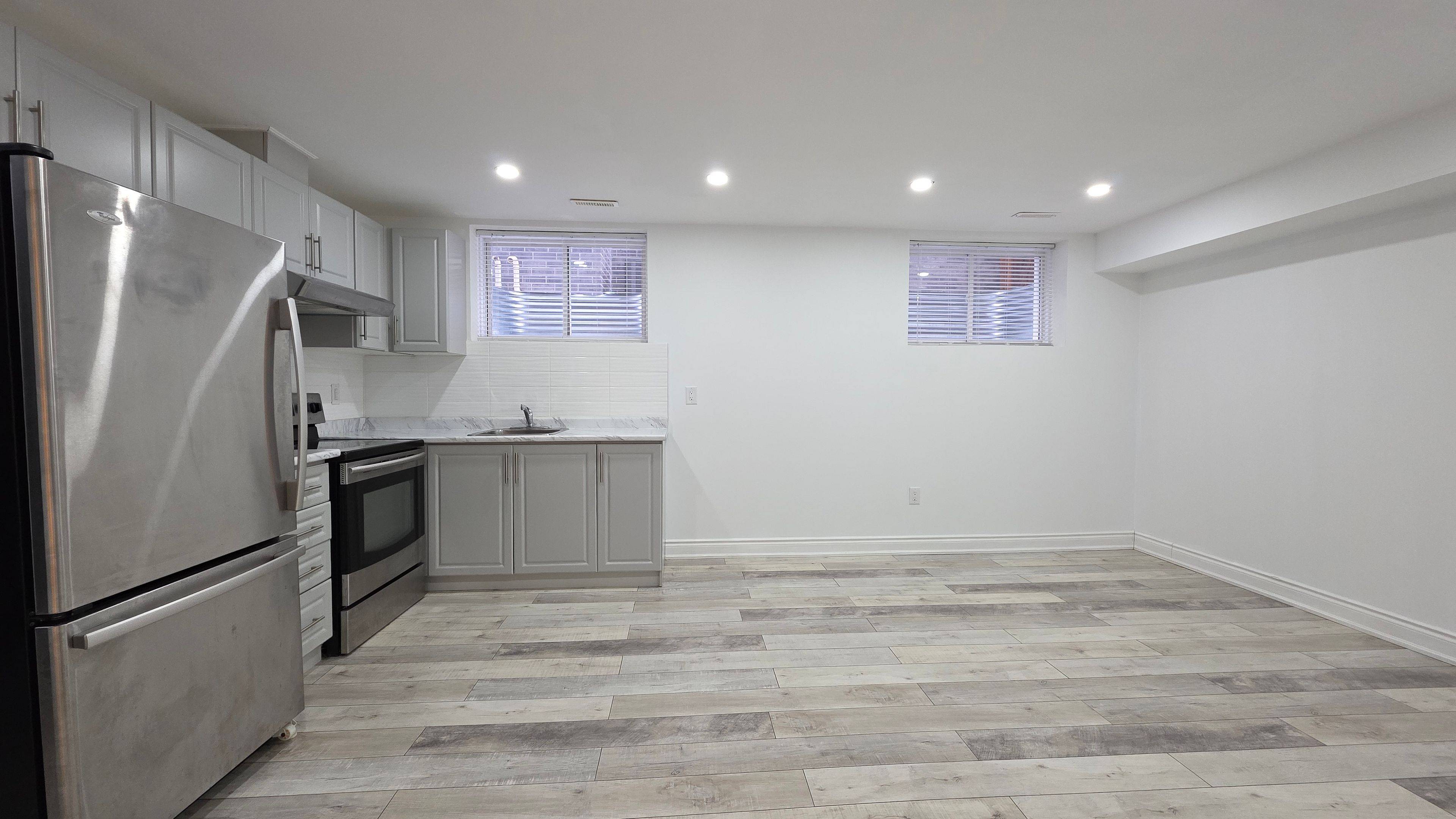 London North, ON N5X 0K4,2076 Gough AVE #Lower Level