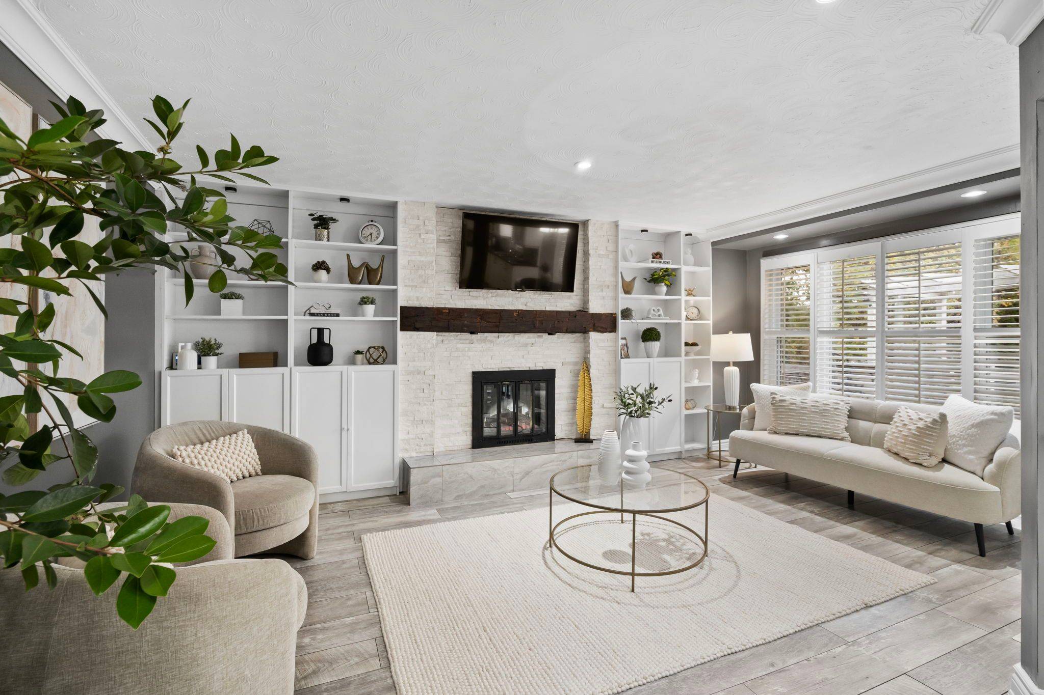 Hamilton, ON L8J 2N7,20 Driftwood PL