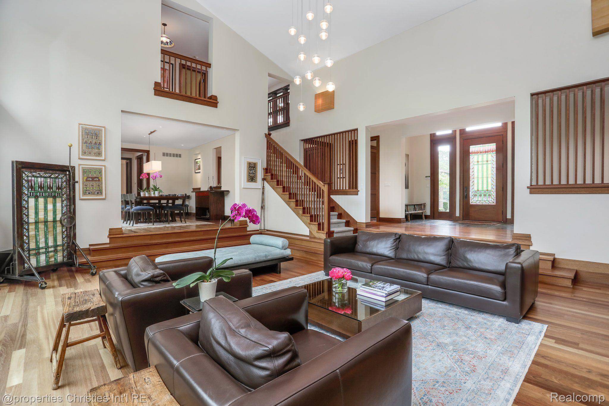 Bloomfield Hills, MI 48304,803 Canterbury CRES