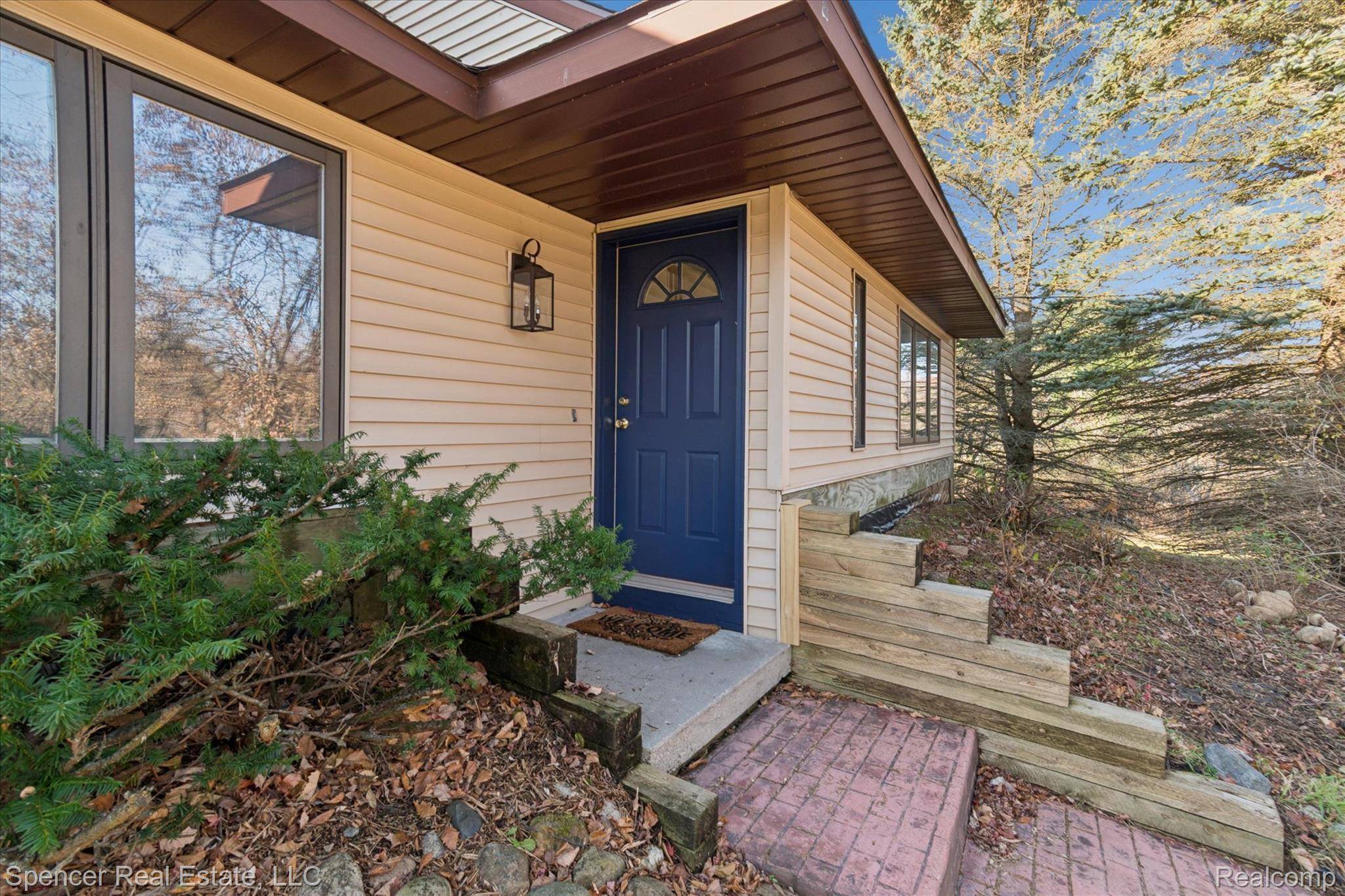 Davisburg, MI 48350,13875 Neal RD