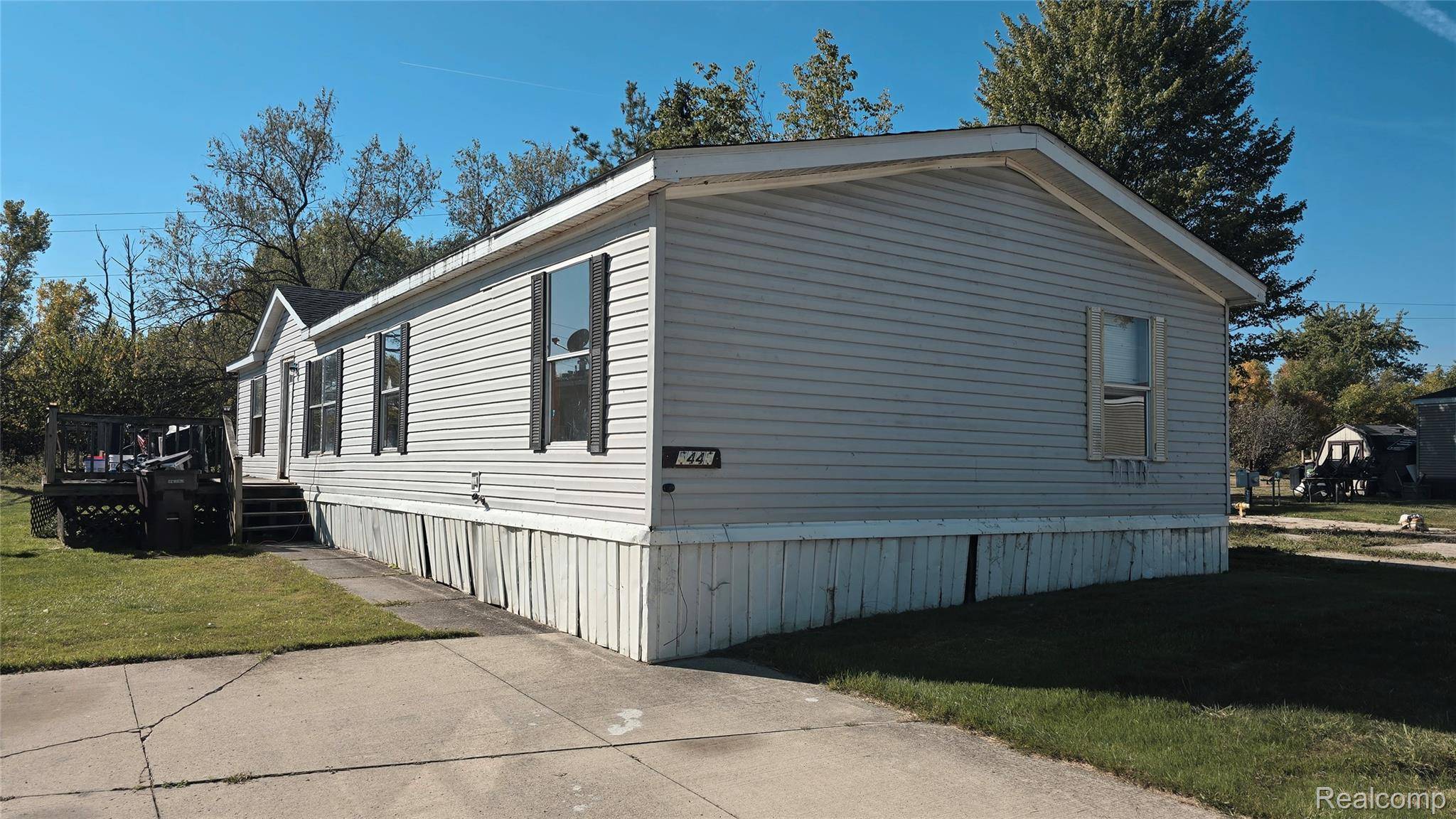 Casco, MI 48064,5445 Americana Lane