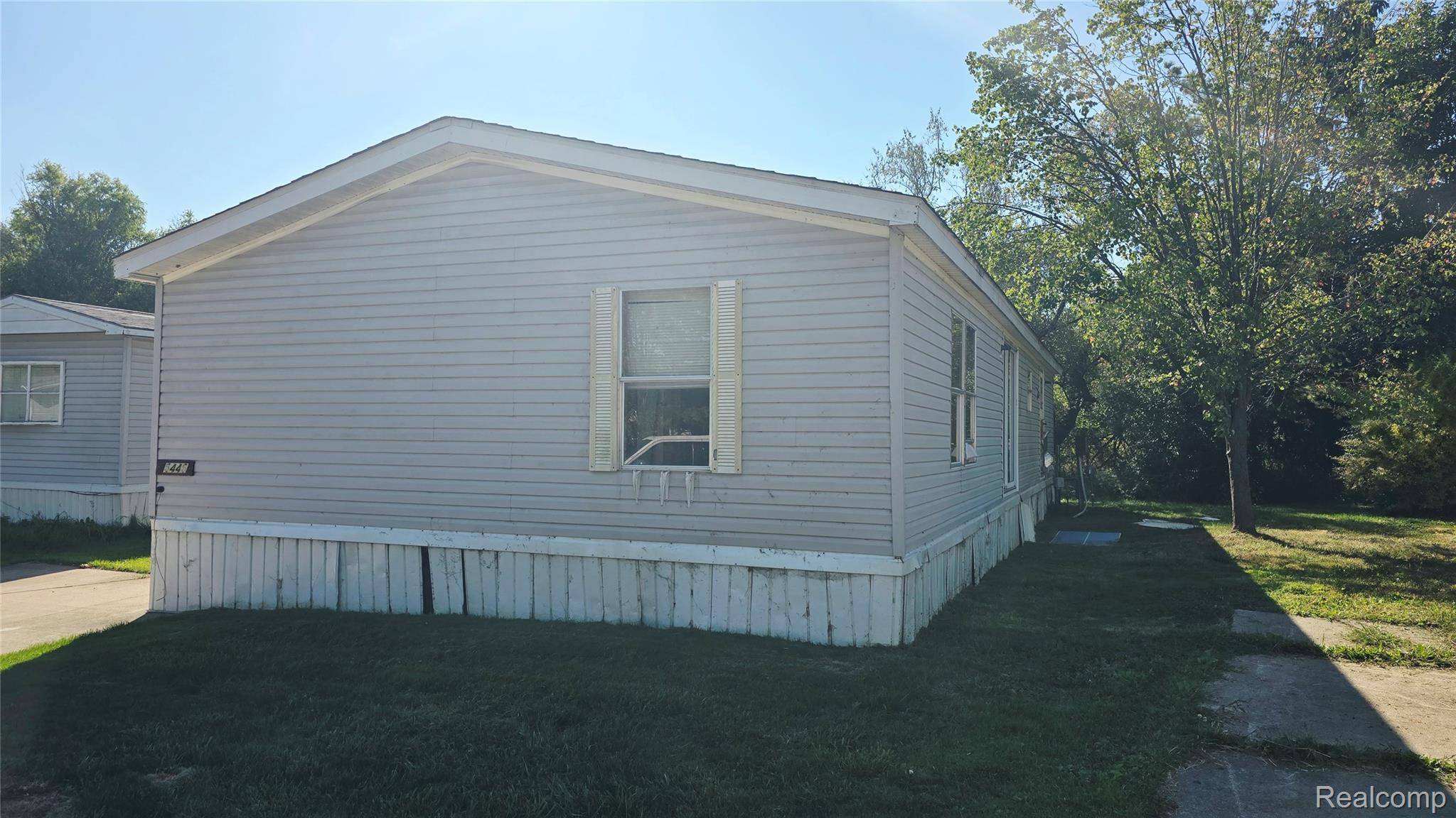 Casco, MI 48064,5445 Americana Lane