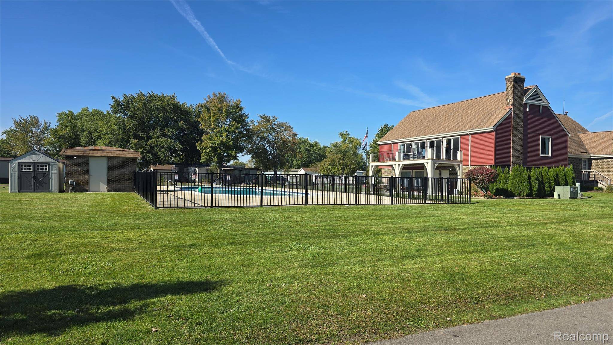 Casco, MI 48064,5445 Americana Lane