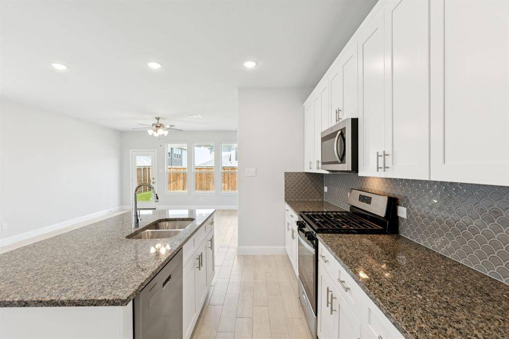 Weston, TX 75009,725 Rusty Spurs Place