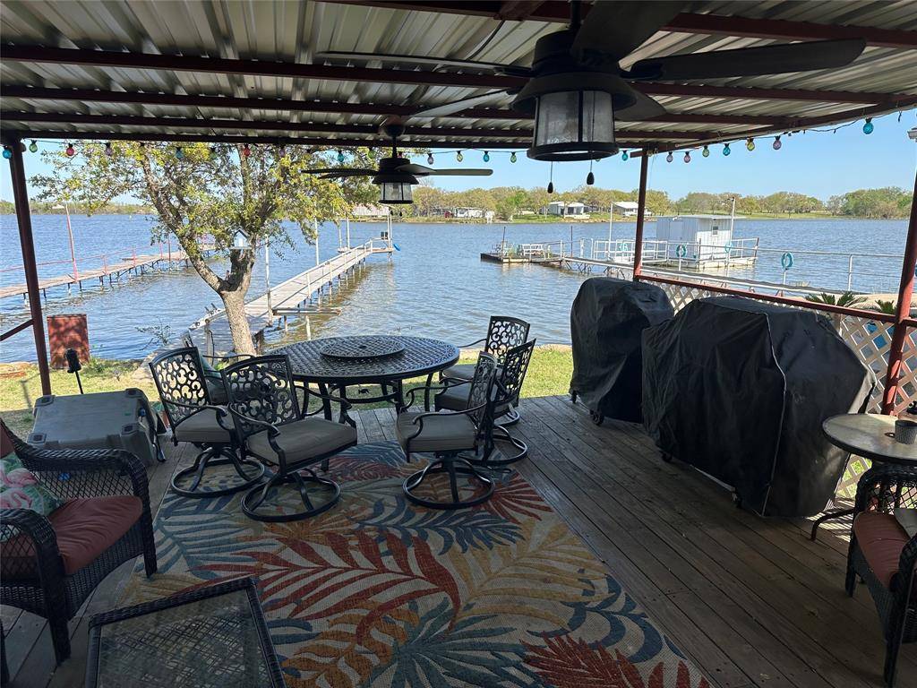 Bellevue, TX 76228,348 Lake Loop