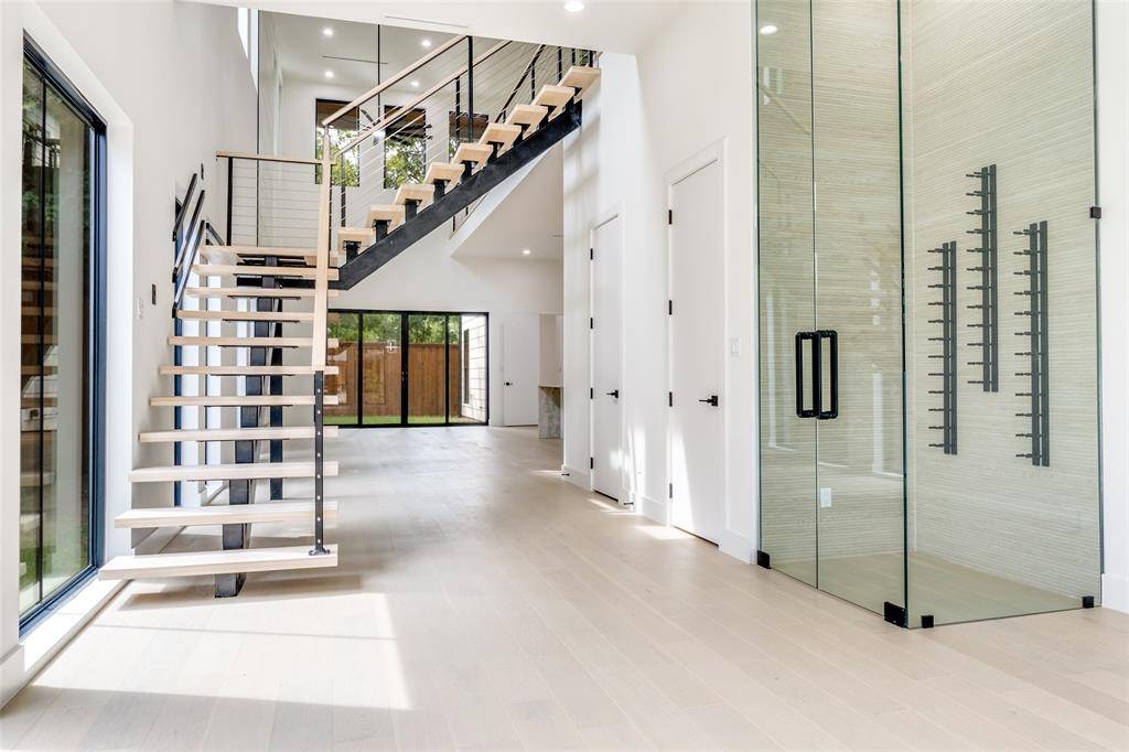 Dallas, TX 75229,4218 Bonham Street