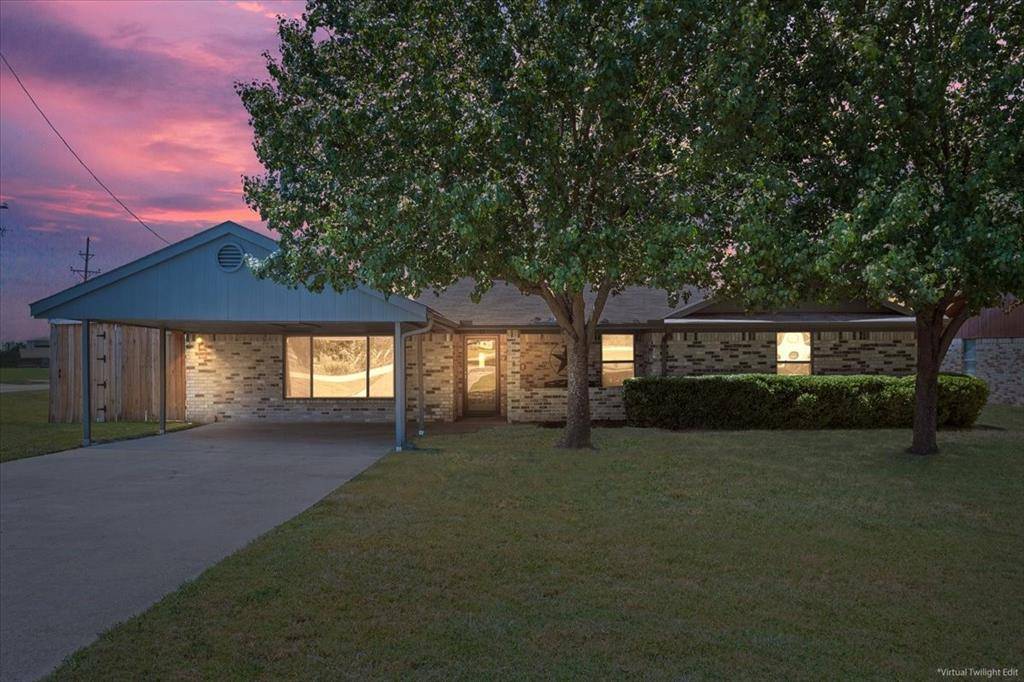 Riesel, TX 76682,210 S Jena Street