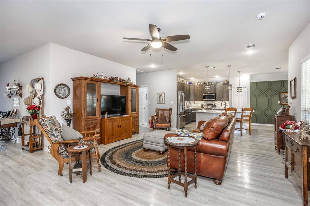 Gainesville, TX 76240,1135 Vintage Avenue