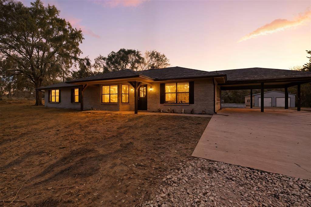 Winnsboro, TX 75783,673 County Road 4895