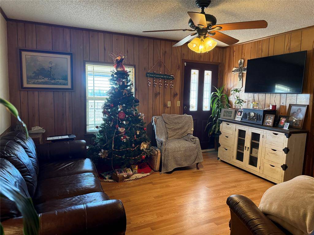 Paris, TX 75462,4685 Highway 82 E