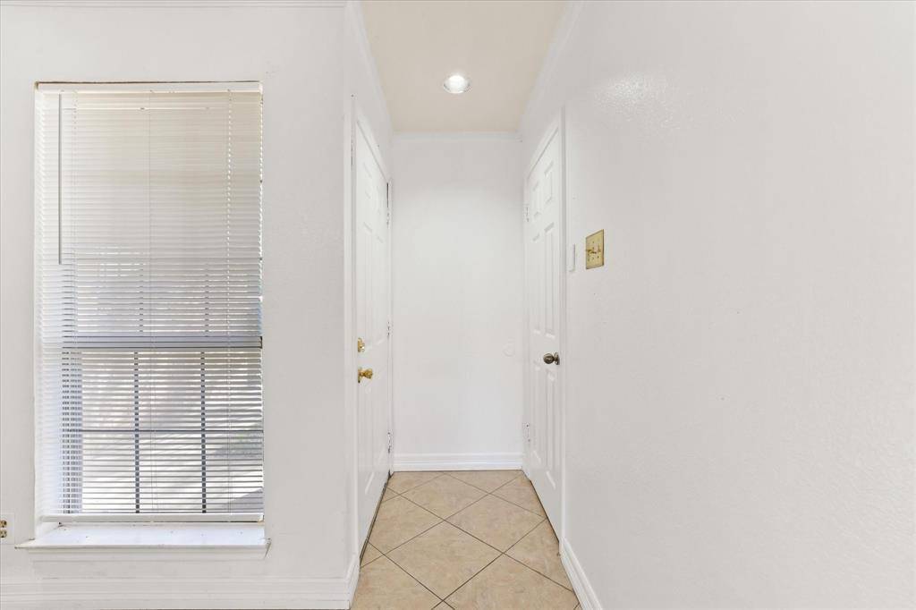 Addison, TX 75001,16301 Ledgemont Lane #109