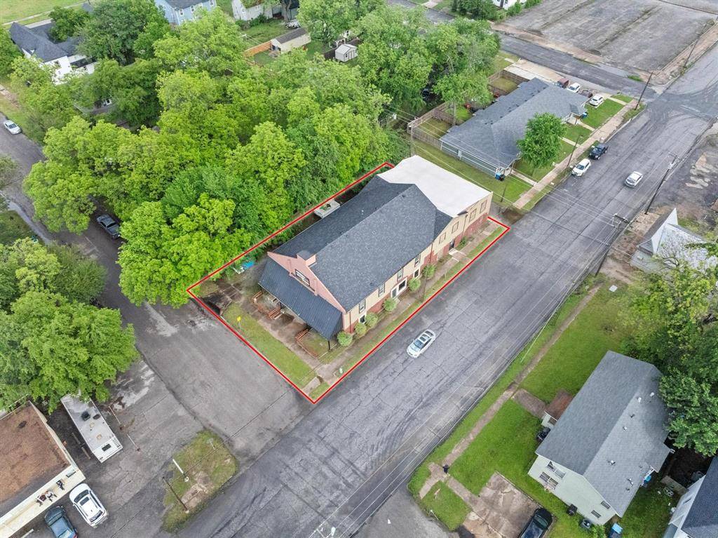 Denison, TX 75020,530 W Owings Street