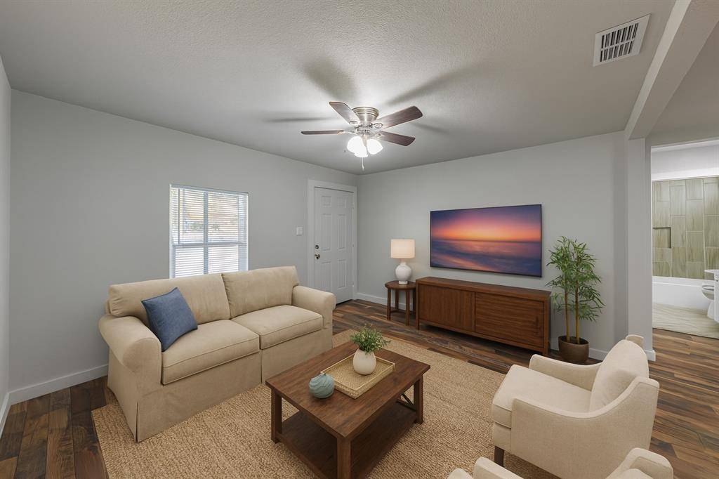 Fort Worth, TX 76119,3222 Grayson Street