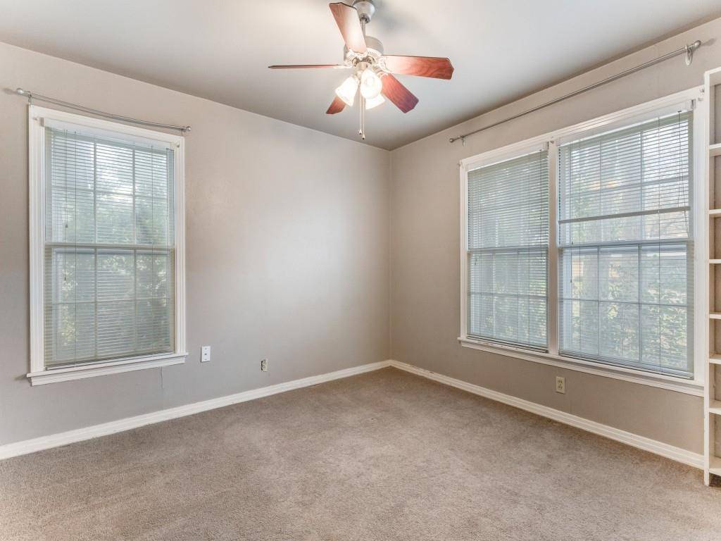 River Oaks, TX 76114,800 Thersa Drive