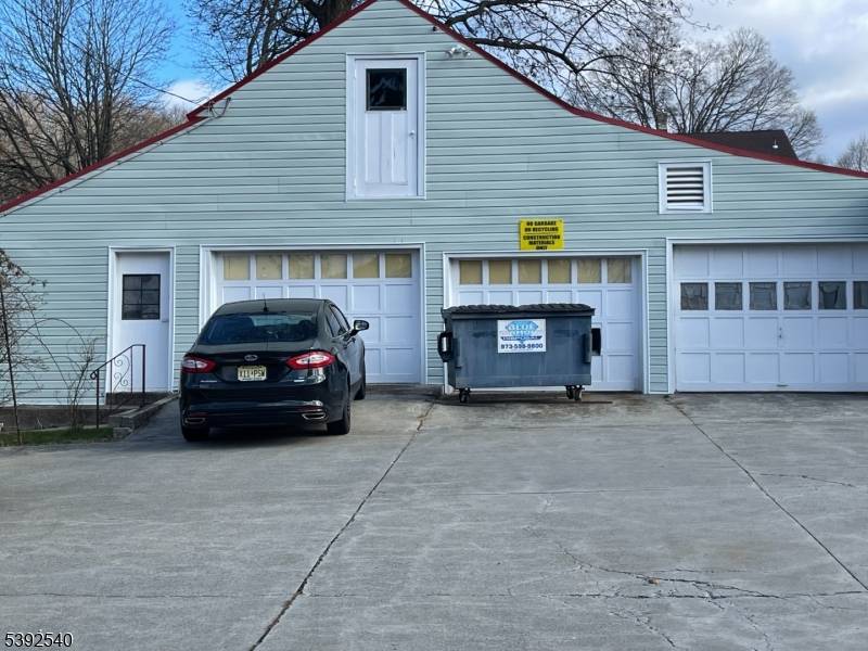 Stanhope Boro, NJ 07874,81 Main St