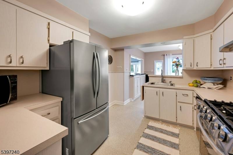 Cedar Grove Twp., NJ 07009,71 Westland Rd