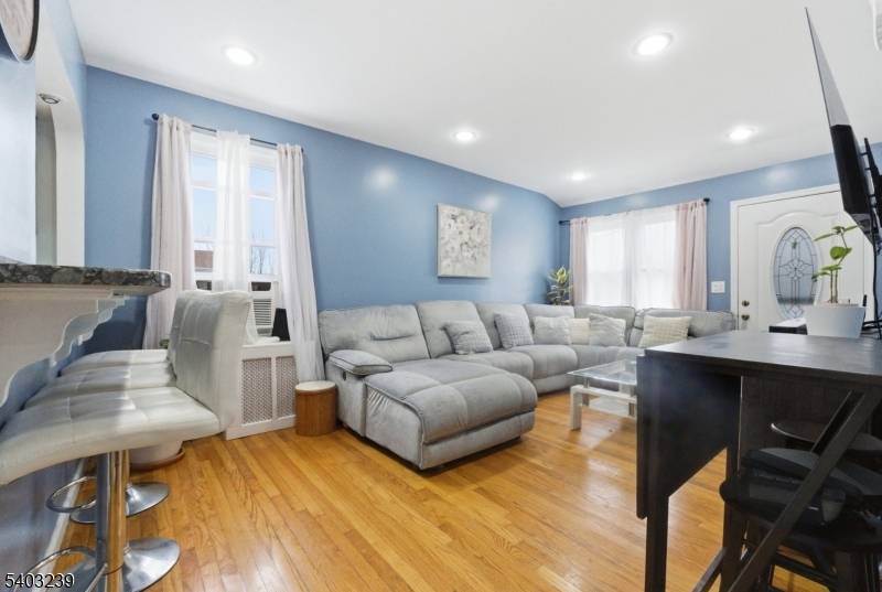 Haledon Boro, NJ 07508,64 John Ryle Ave