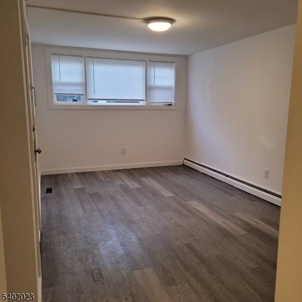 Elizabeth City, NJ 07202,626 Clarkson Ave #2