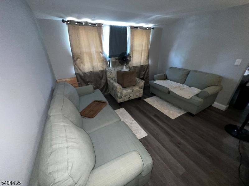 Prospect Park Boro, NJ 07508,47 N 17Th St