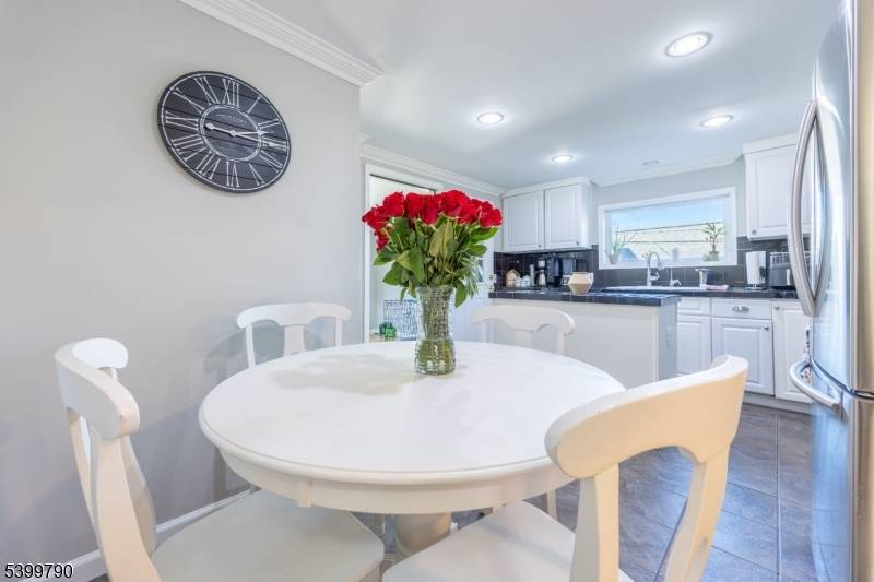 Dover Town, NJ 07801,49 Kearney St