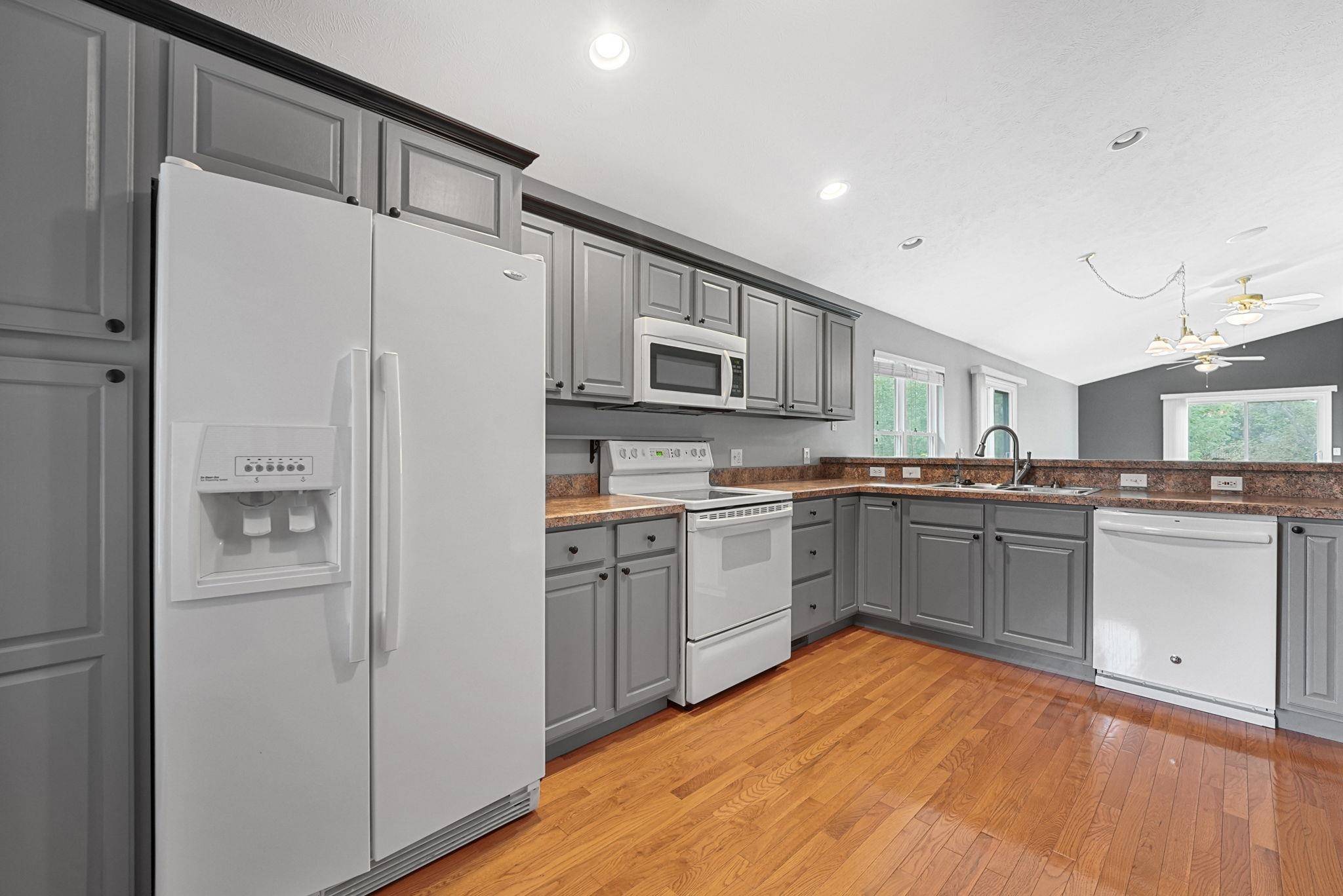 Traverse City, MI 49684,3763 Creekside DR