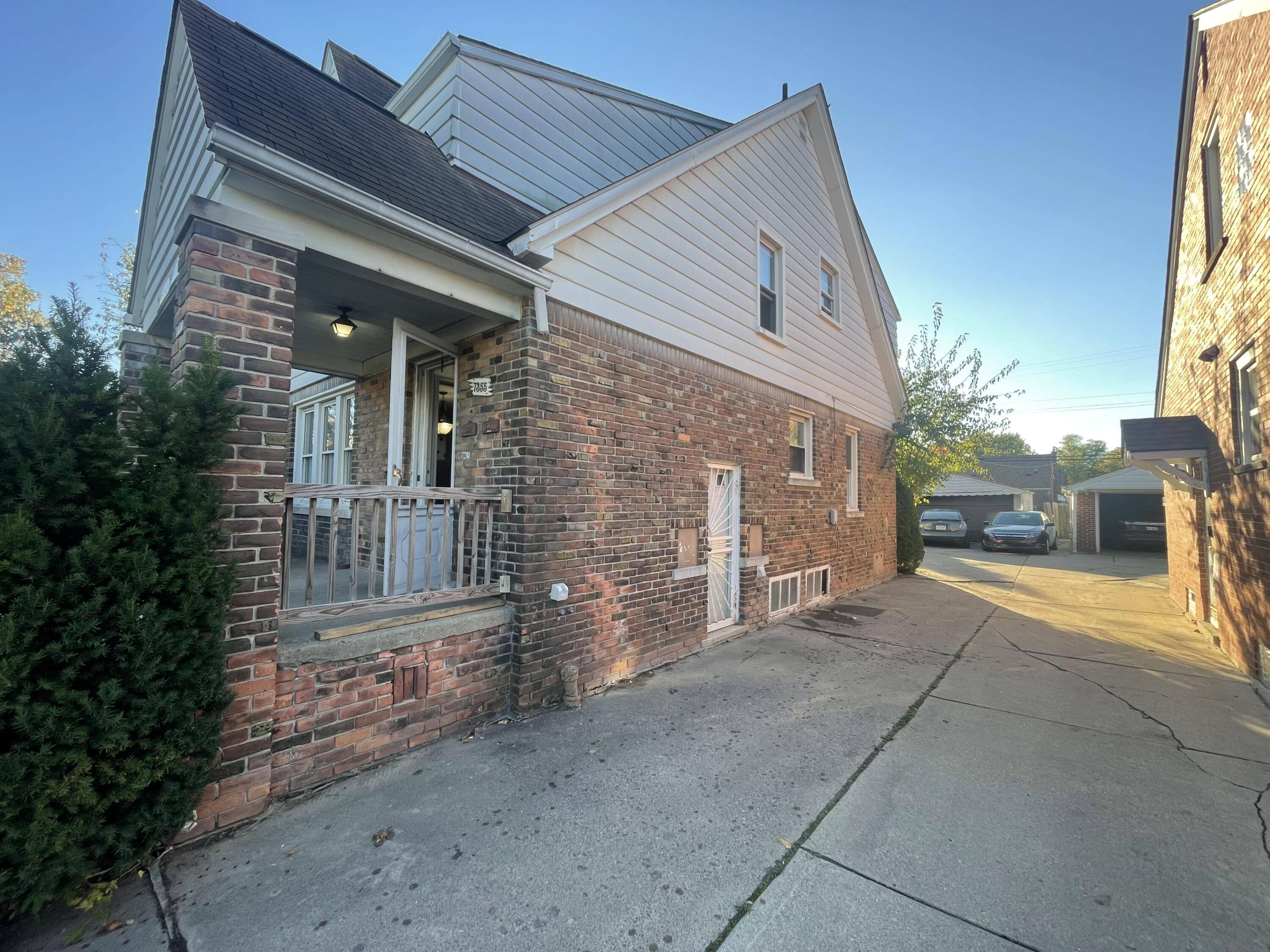 Detroit, MI 48228,7355 Fielding ST