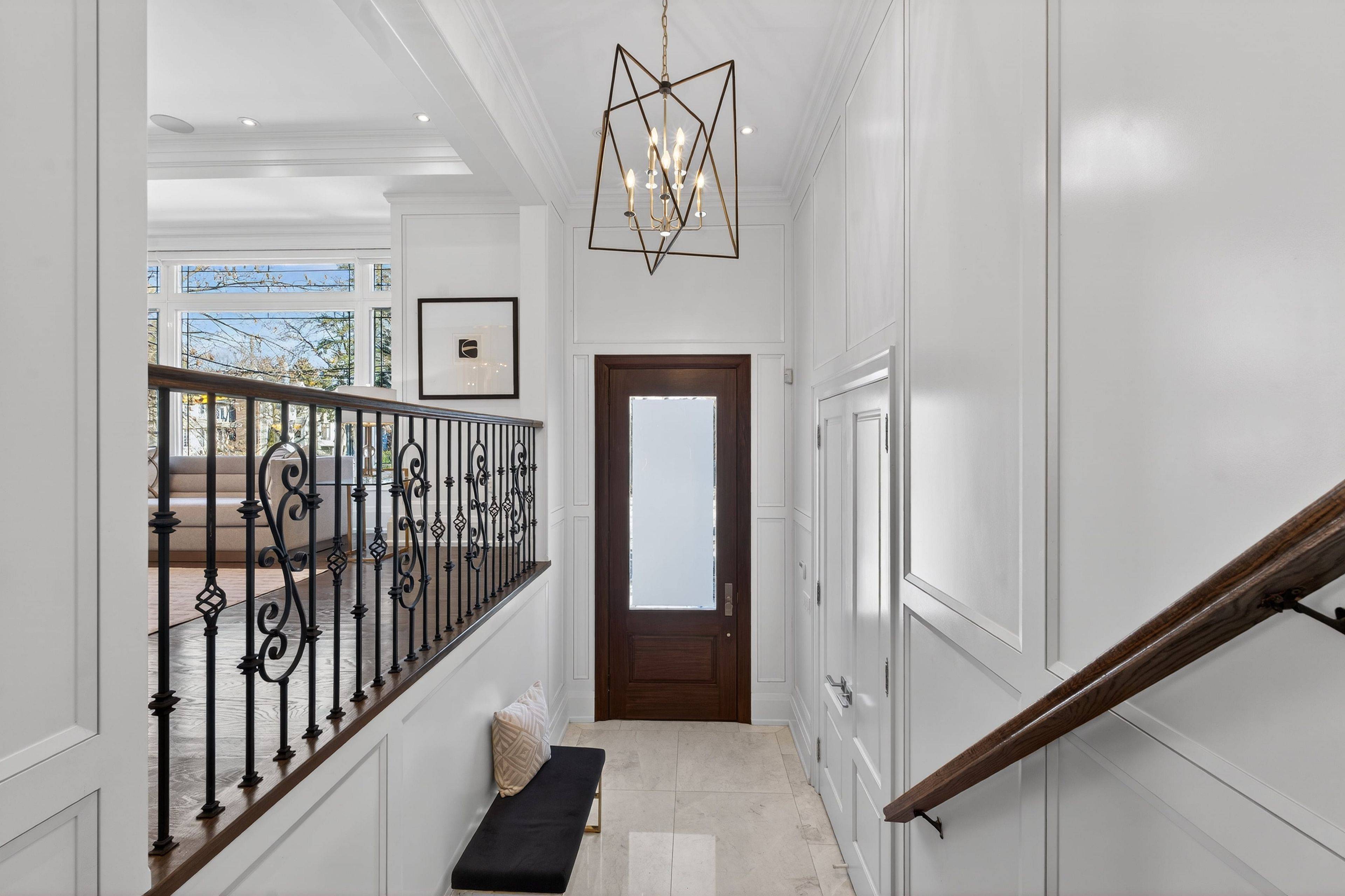 Toronto C14, ON M2N 4Z2,210 Willowdale AVE