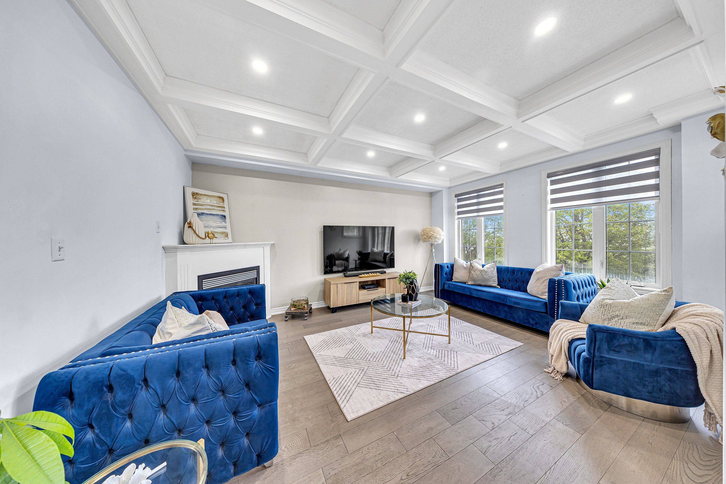 Whitby, ON L1P 0A5,8 St Philip CT