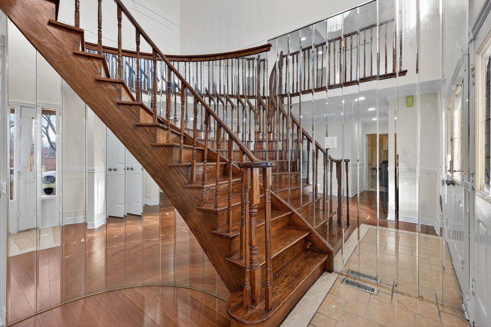 Ajax, ON L1T 3M8,21 Dagwell CRES