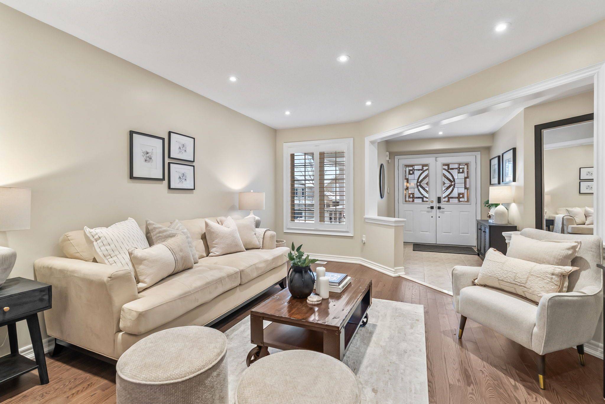 Oshawa, ON L1K 0H3,1624 Docking CT