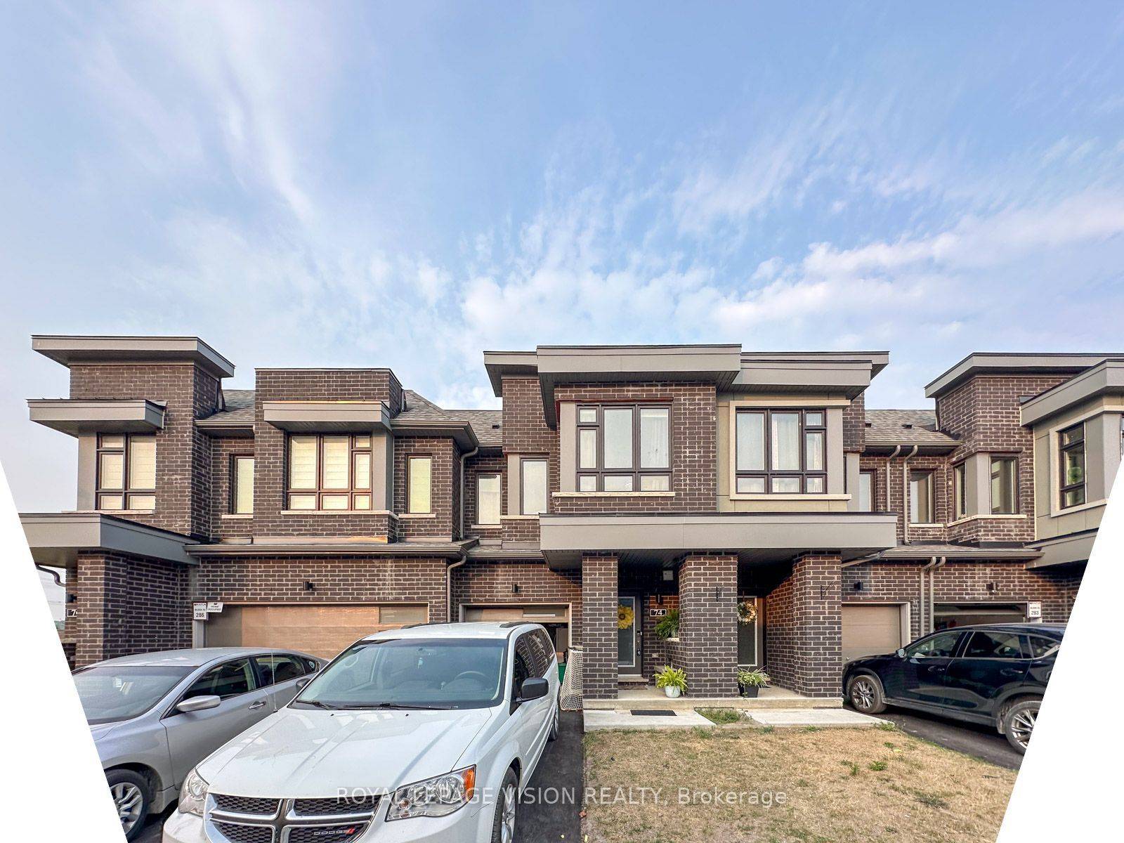 Clarington, ON L1C 7G4,74 Caspian SQ