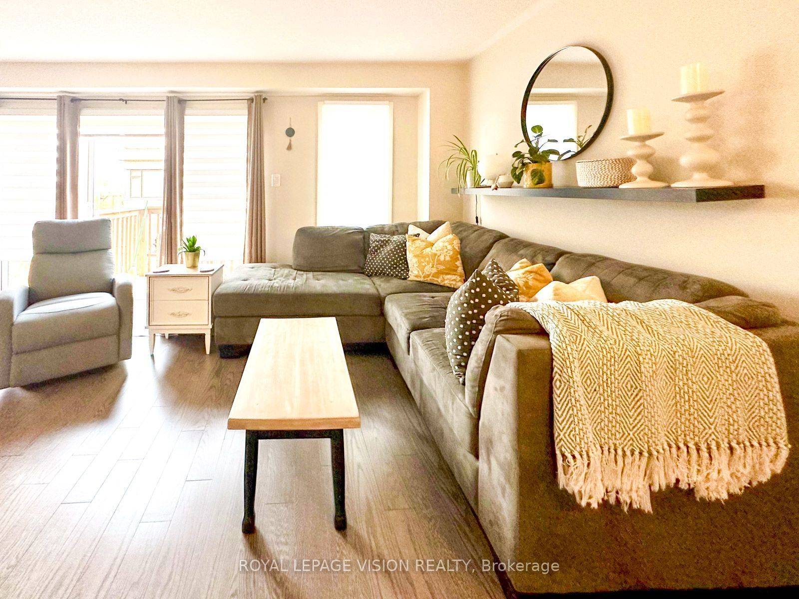 Clarington, ON L1C 7G4,74 Caspian SQ