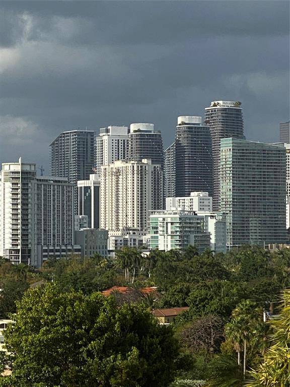 Miami, FL 33129,2501 Brickell Ave #903