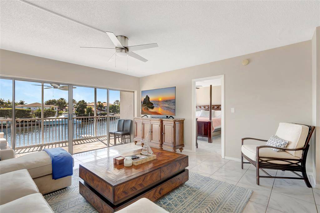 Deerfield Beach, FL 33441,390 N Federal Hwy #202