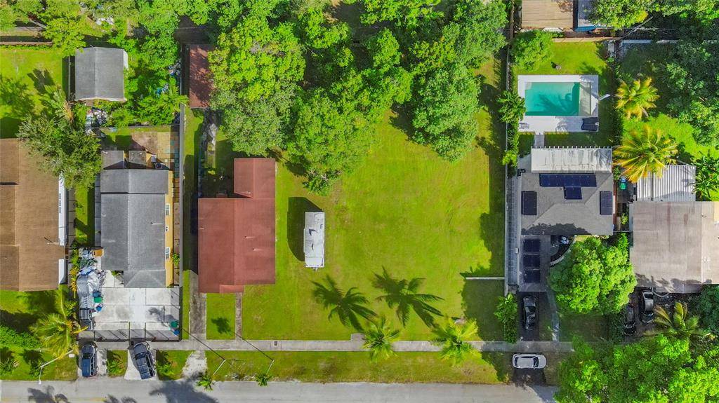 Miami, FL 33161,23 NE 116th St