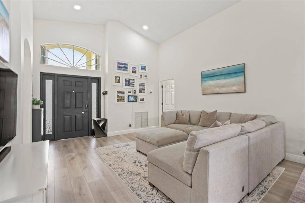 Boynton Beach, FL 33472,9458 Verona Lakes Blvd