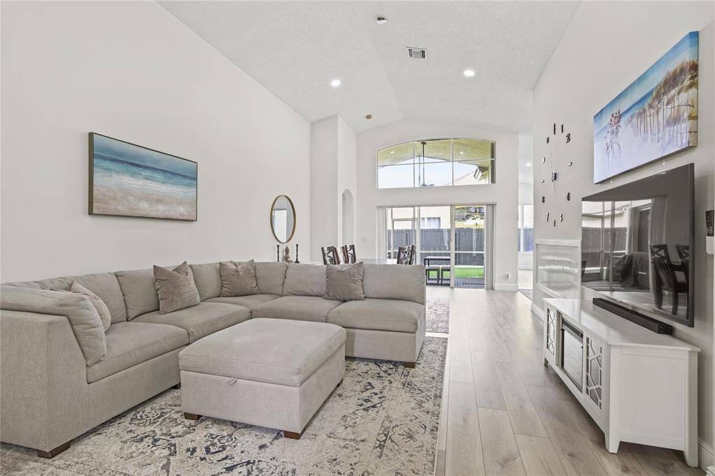 Boynton Beach, FL 33472,9458 Verona Lakes Blvd