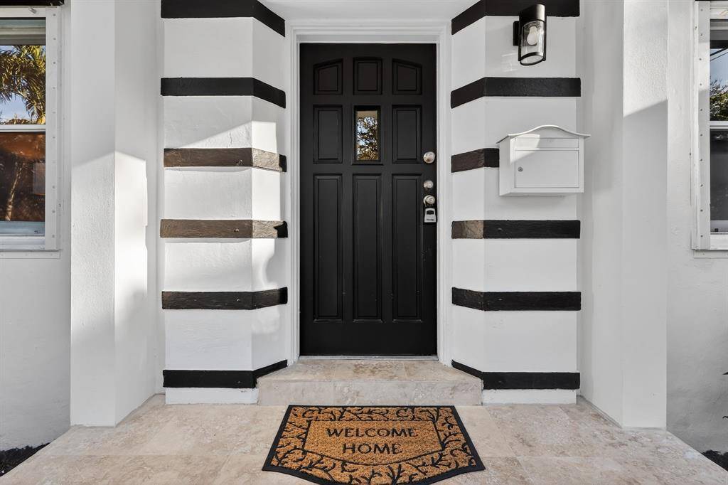 Miami Springs, FL 33166,631 Curtiss Pkwy