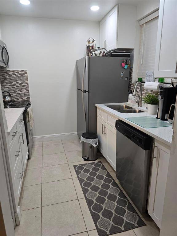 Coral Springs, FL 33065,11453 NW 39th Court #209-2