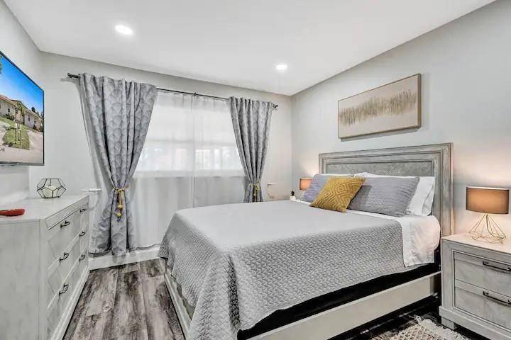 Fort Lauderdale, FL 33312,2411 SW 58th Mnr