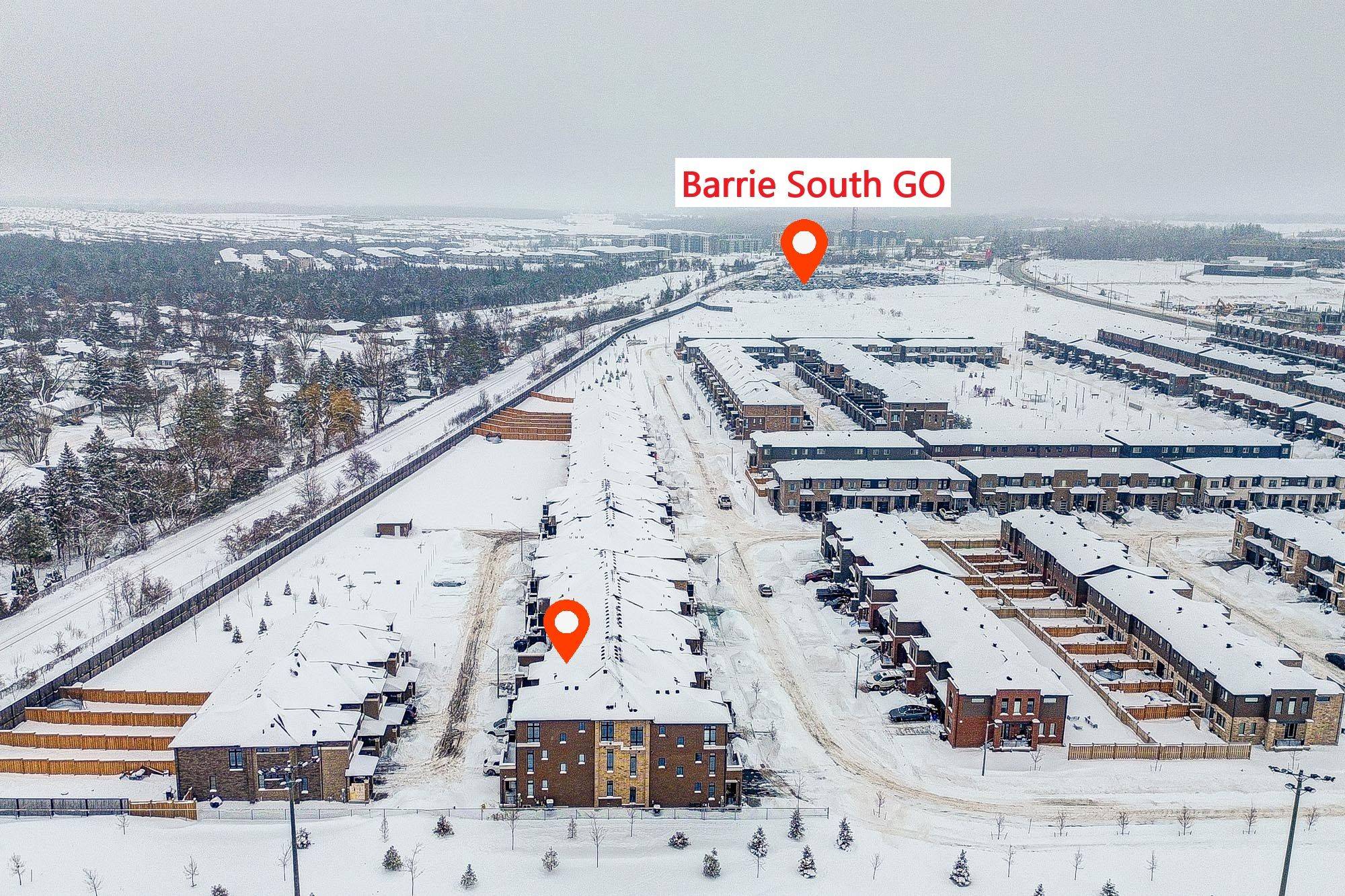 Barrie, ON L9J 0M3,33 Bluebird LN