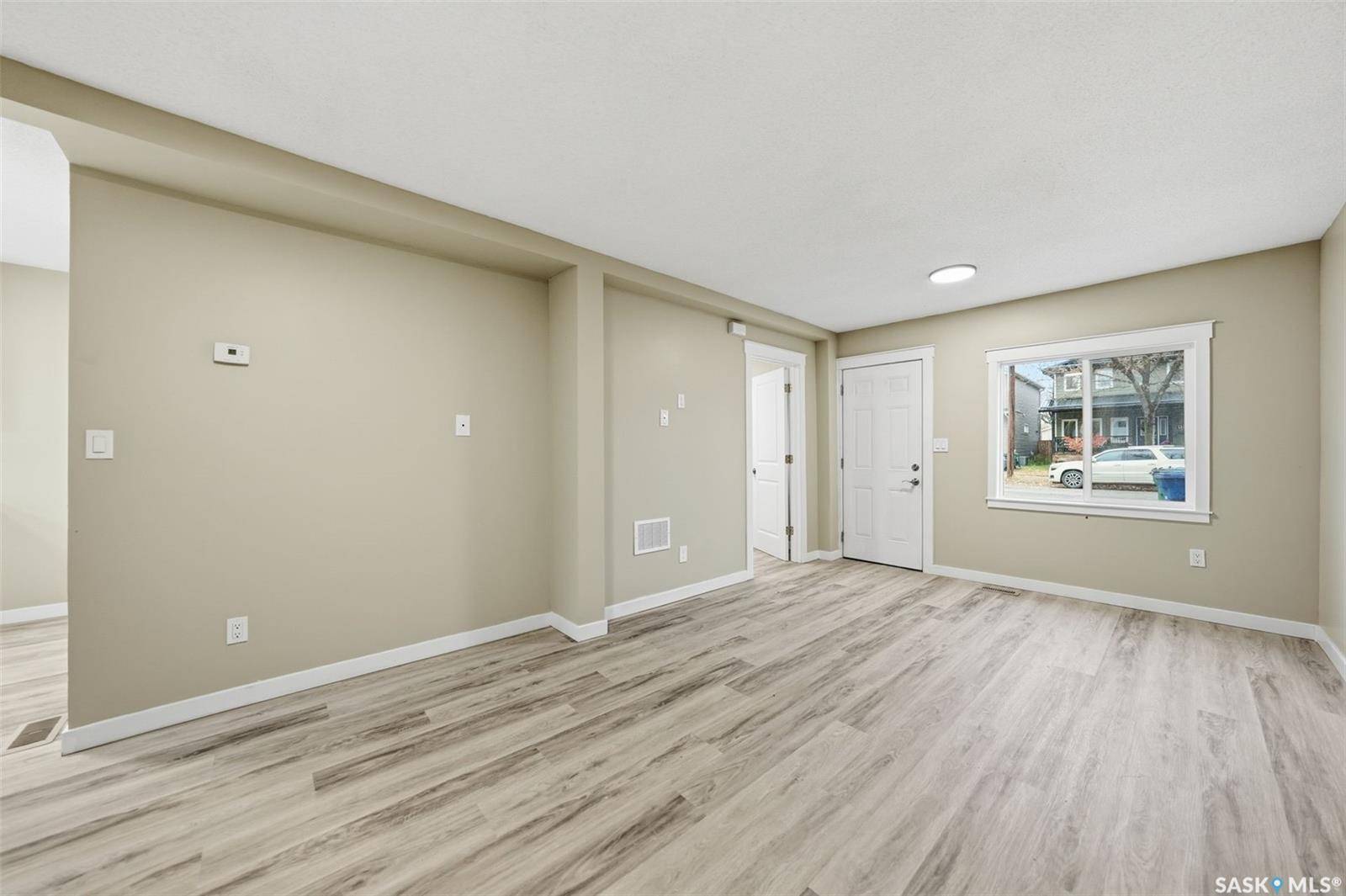 Saskatoon, SK S7L 1X1,1127 F AVENUE N