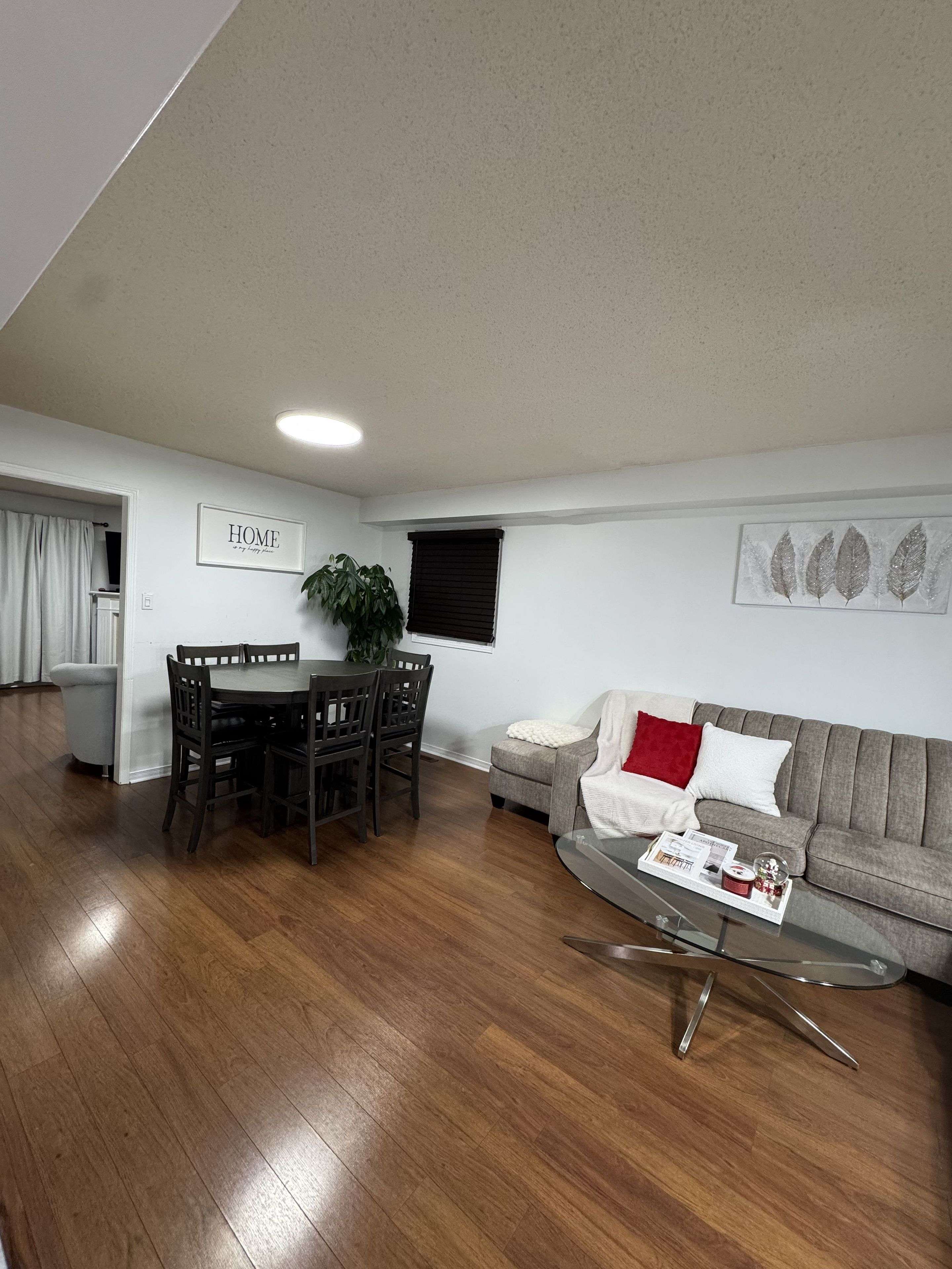 Brampton, ON L6R 1P6,148 Sahara TRL