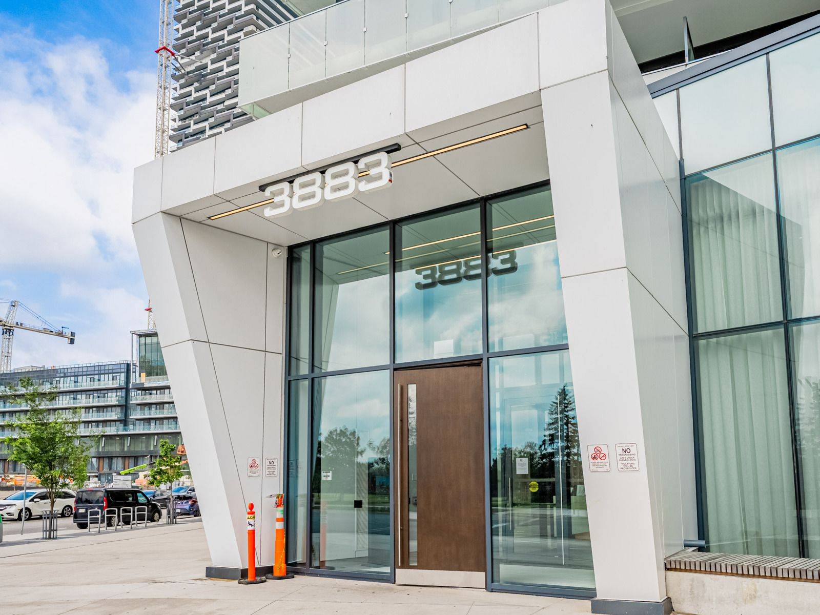 Mississauga, ON L5B 0M4,407 Webb DR #TH 12