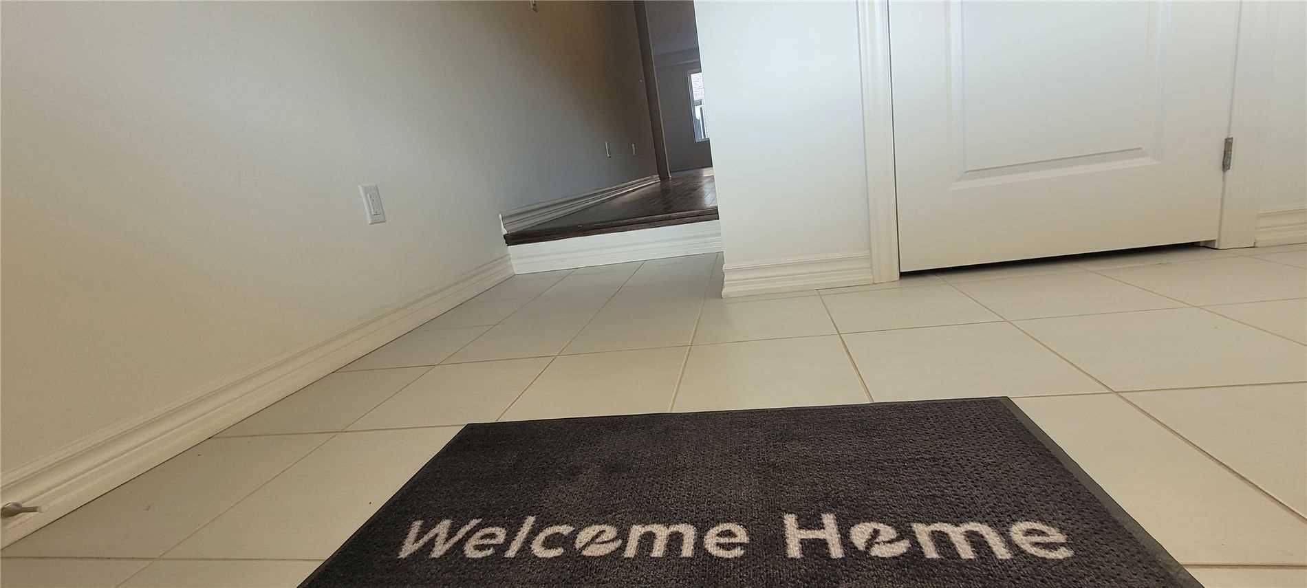 Brampton, ON L7A 5A6,9 Truffle CT