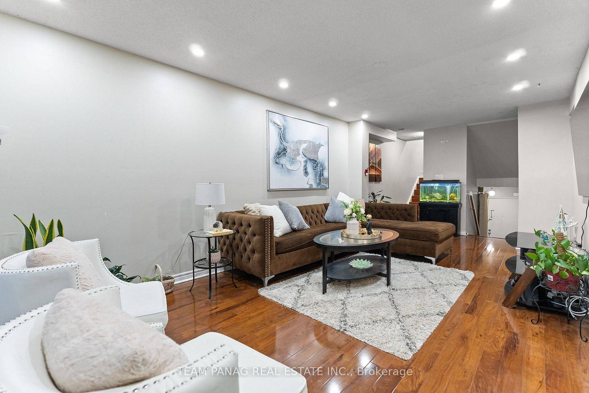 Brampton, ON L6V 3N9,142 Ashurst CRES