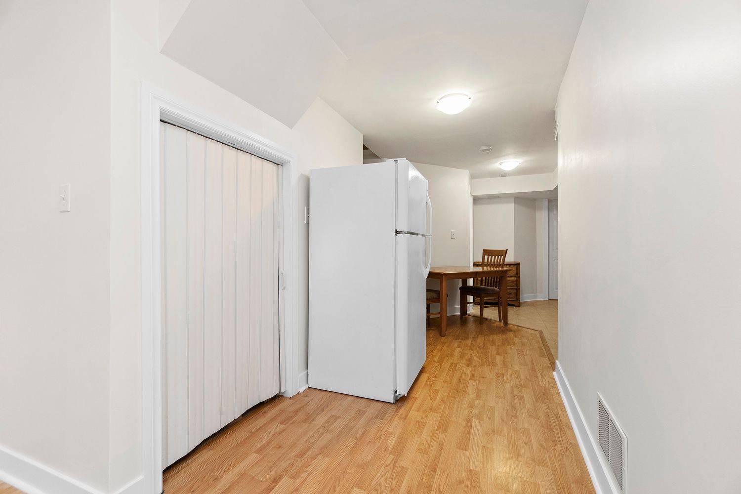 Mississauga, ON L5W 1L5,7170 Para PL #Bsmt