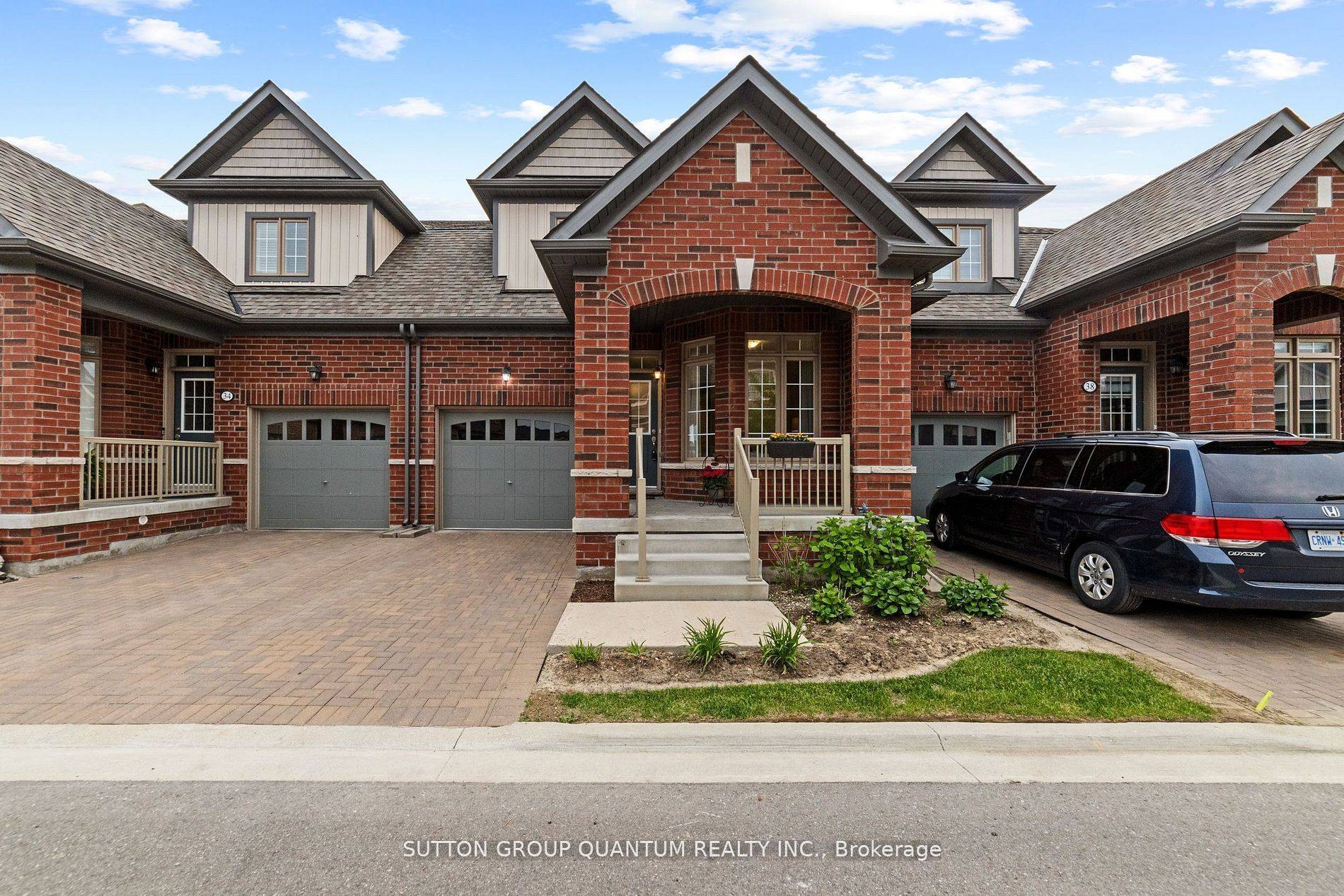 Brampton, ON M5A 1E7,36 Bluestone CRES